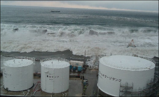 20111101-Tepco tsunami strikes 110519_2_3.jpg